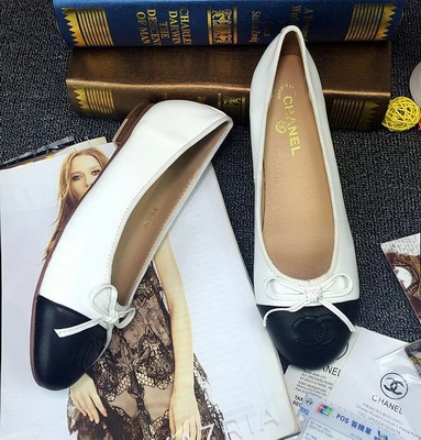 CHANEL Shallow mouth flat shoes Women--076